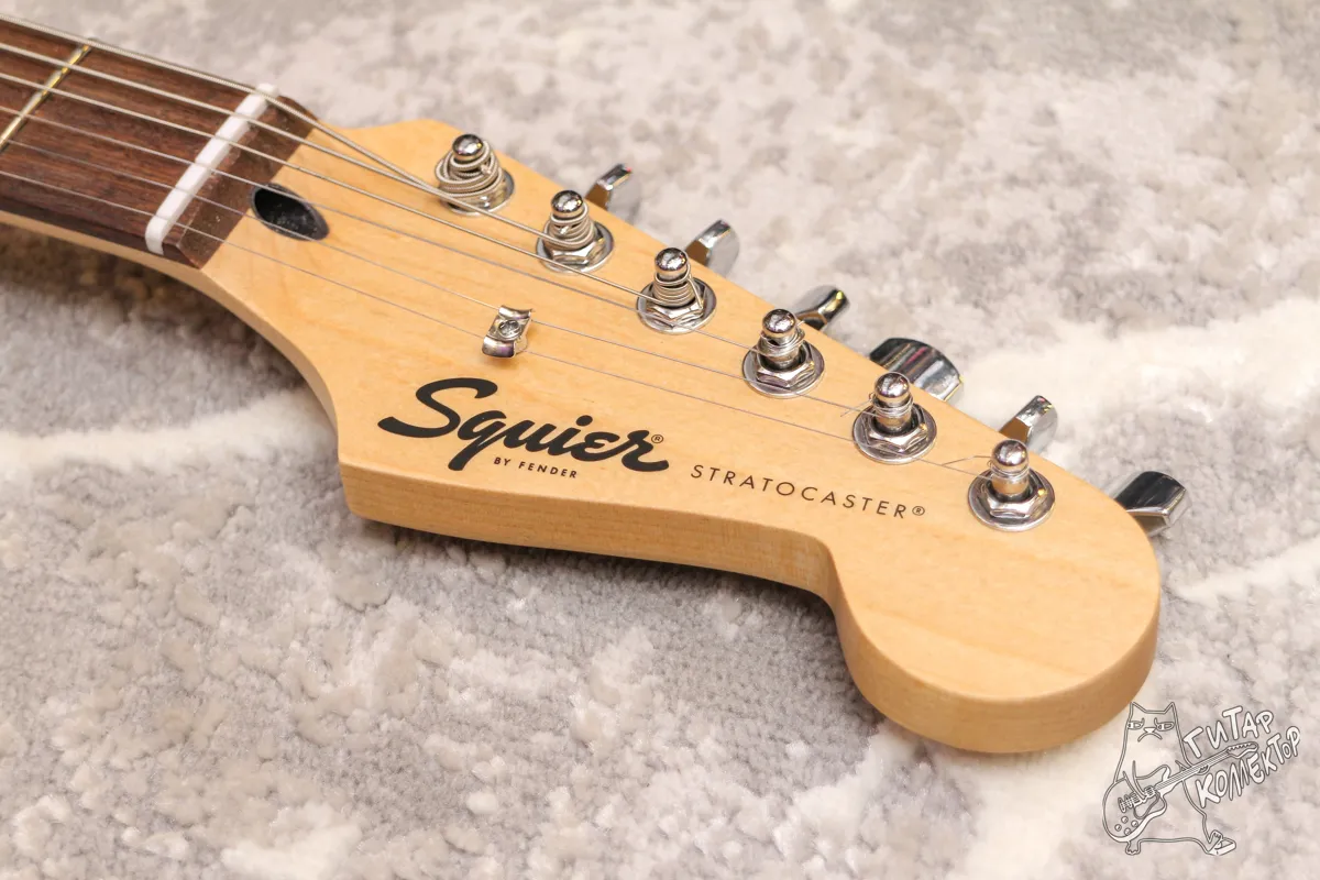 Squier Sonic Stratocaster Ultraviolet
