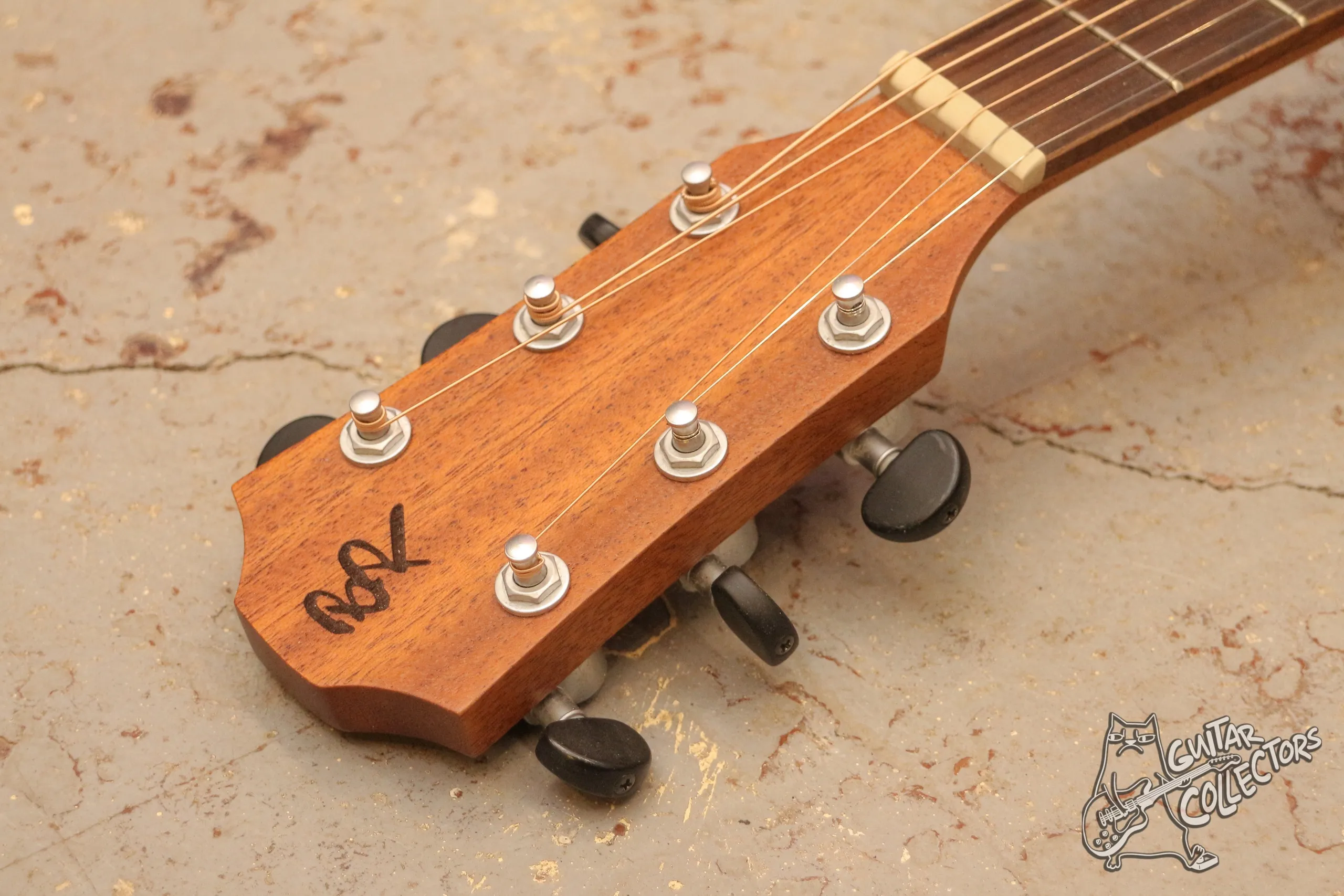 Baton Rouge AR11C/ACE-L LH Electric Acoustic Left-Handed