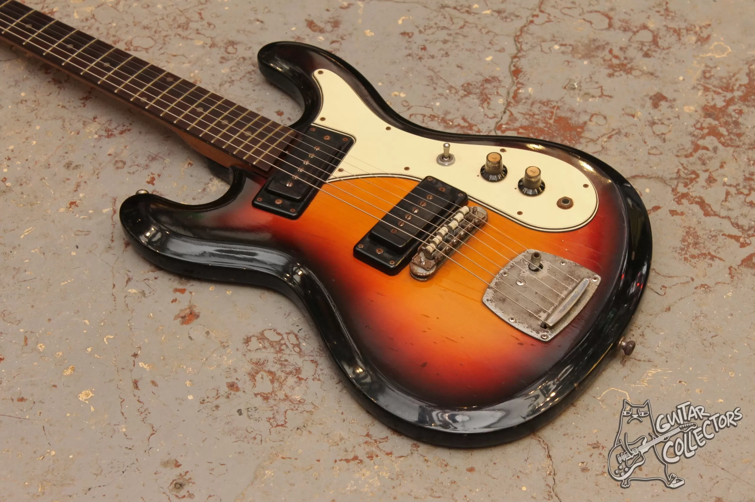 Aria Diamond 1702T Univox Hi-Flier