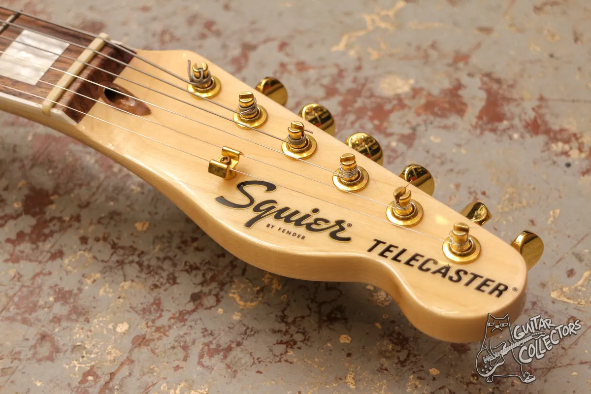 Squier 40th Anniversary Telecaster Gold Edition Black