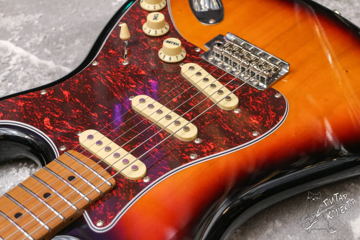 JET JS-300 Sunburst Stratocaster