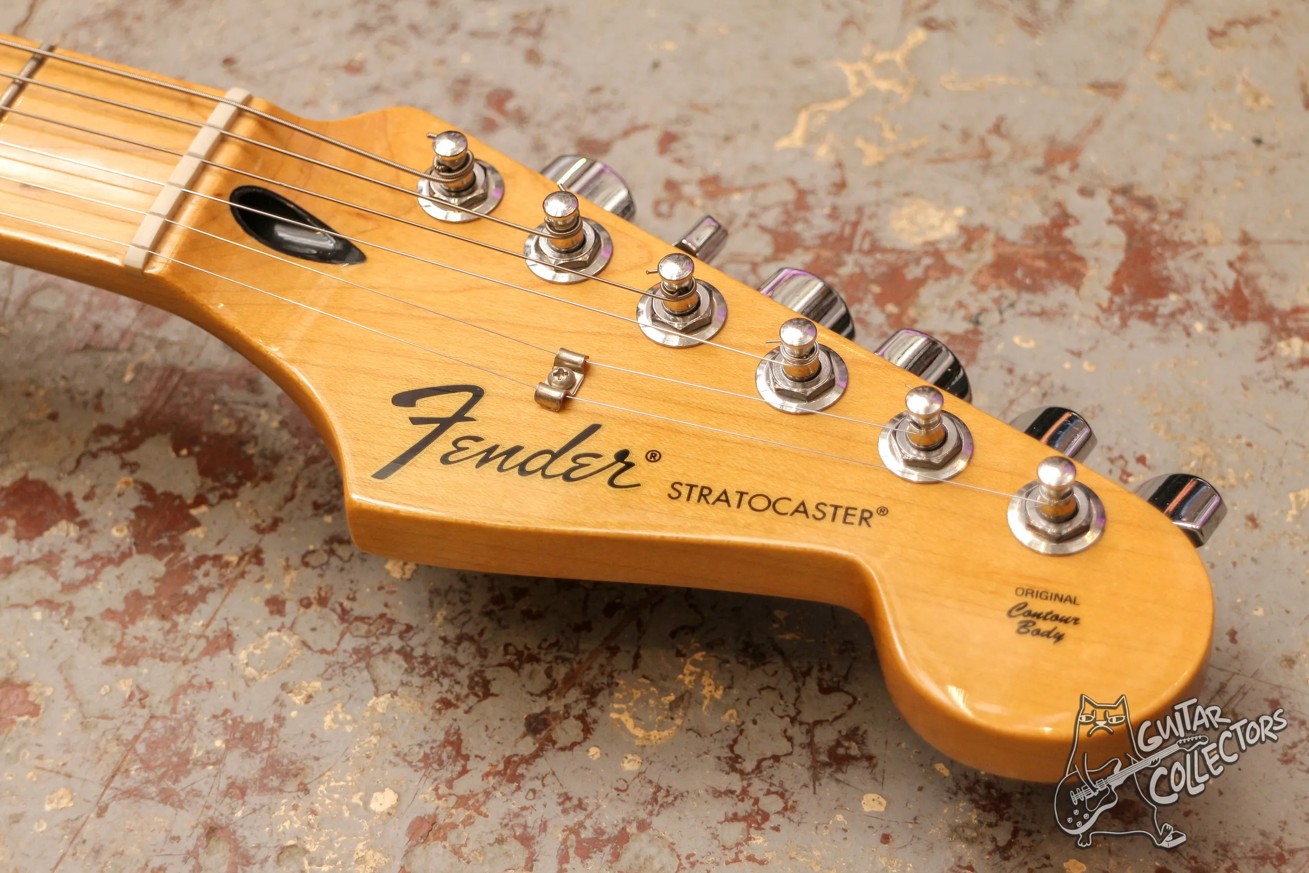 Fender Stratocaster Standard Candy Apple Red