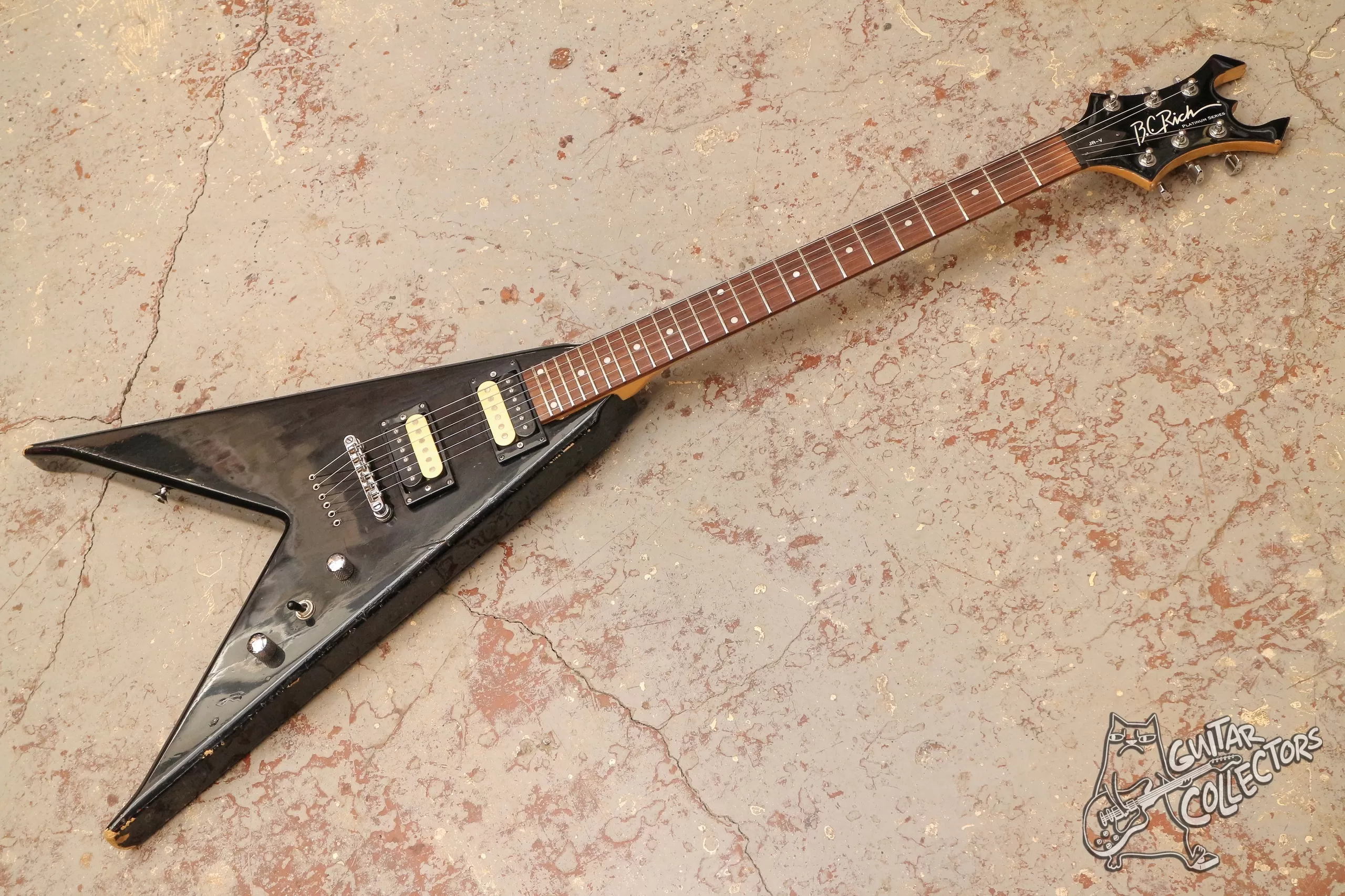 B.C. Rich Jr. V Platinum Series