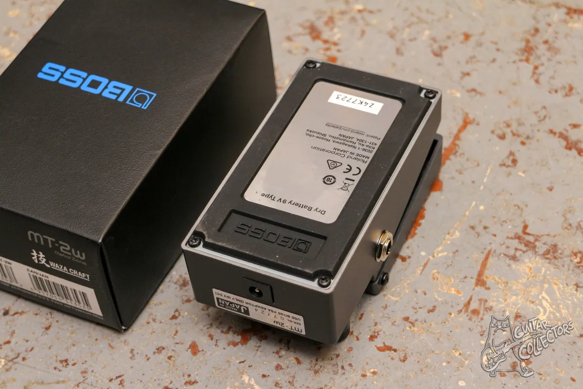 Boss MT 2 W Waza Craft Metal Zone Distortion