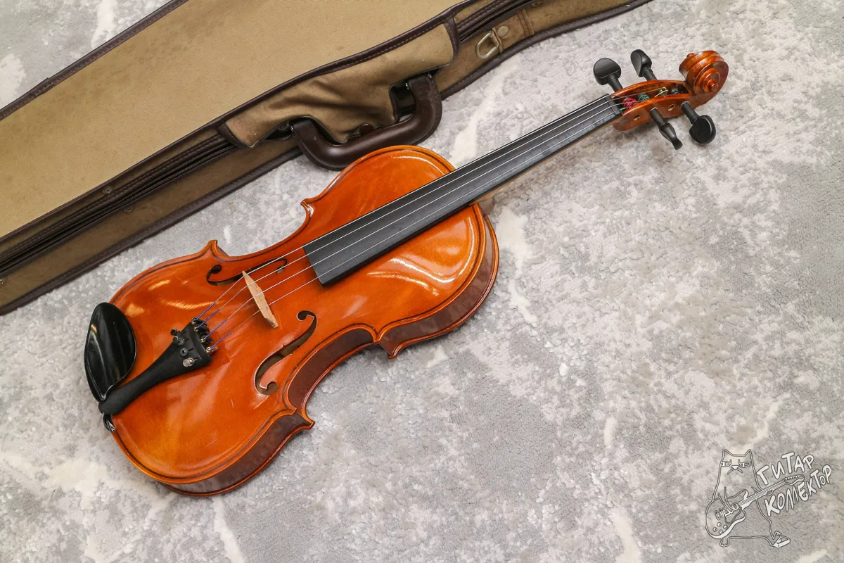 Violin Antonius Stradivarius Cremonensis 1713