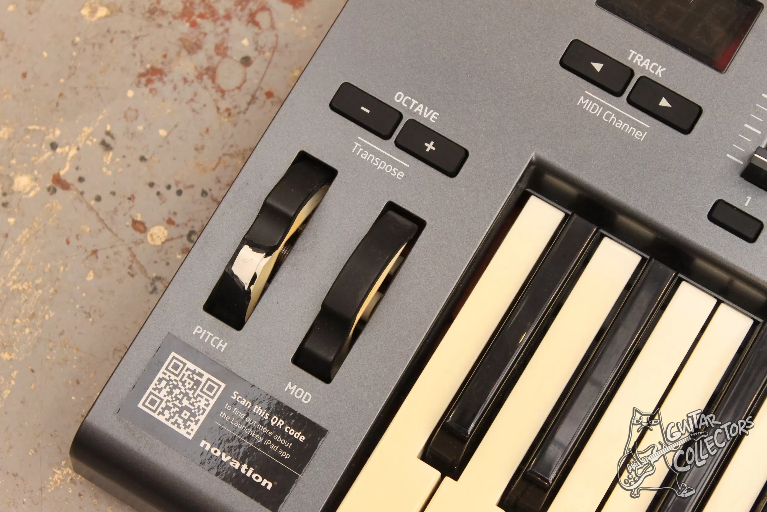 Novation Launchkey 49 Midi клавиатура
