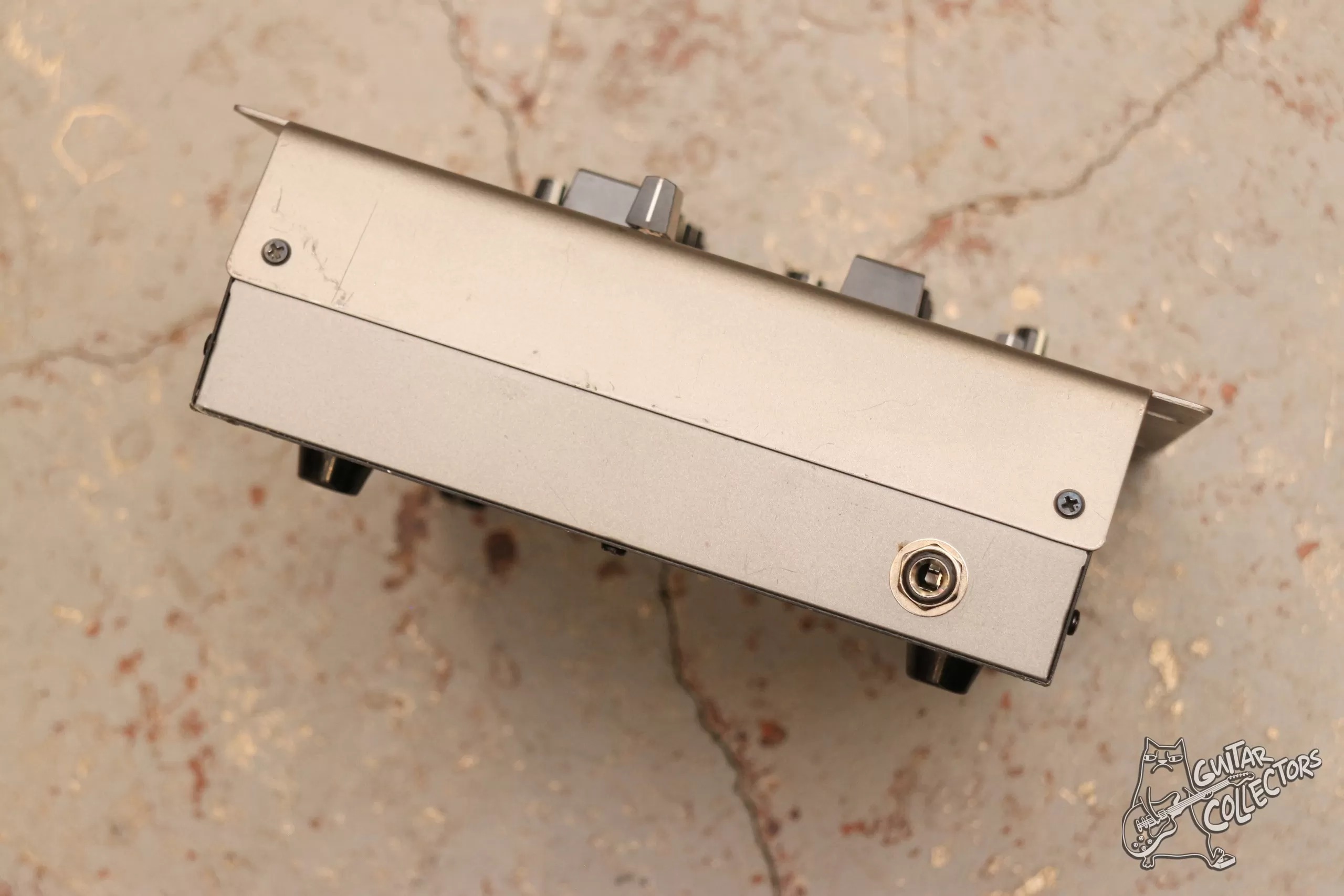 Numark M 2