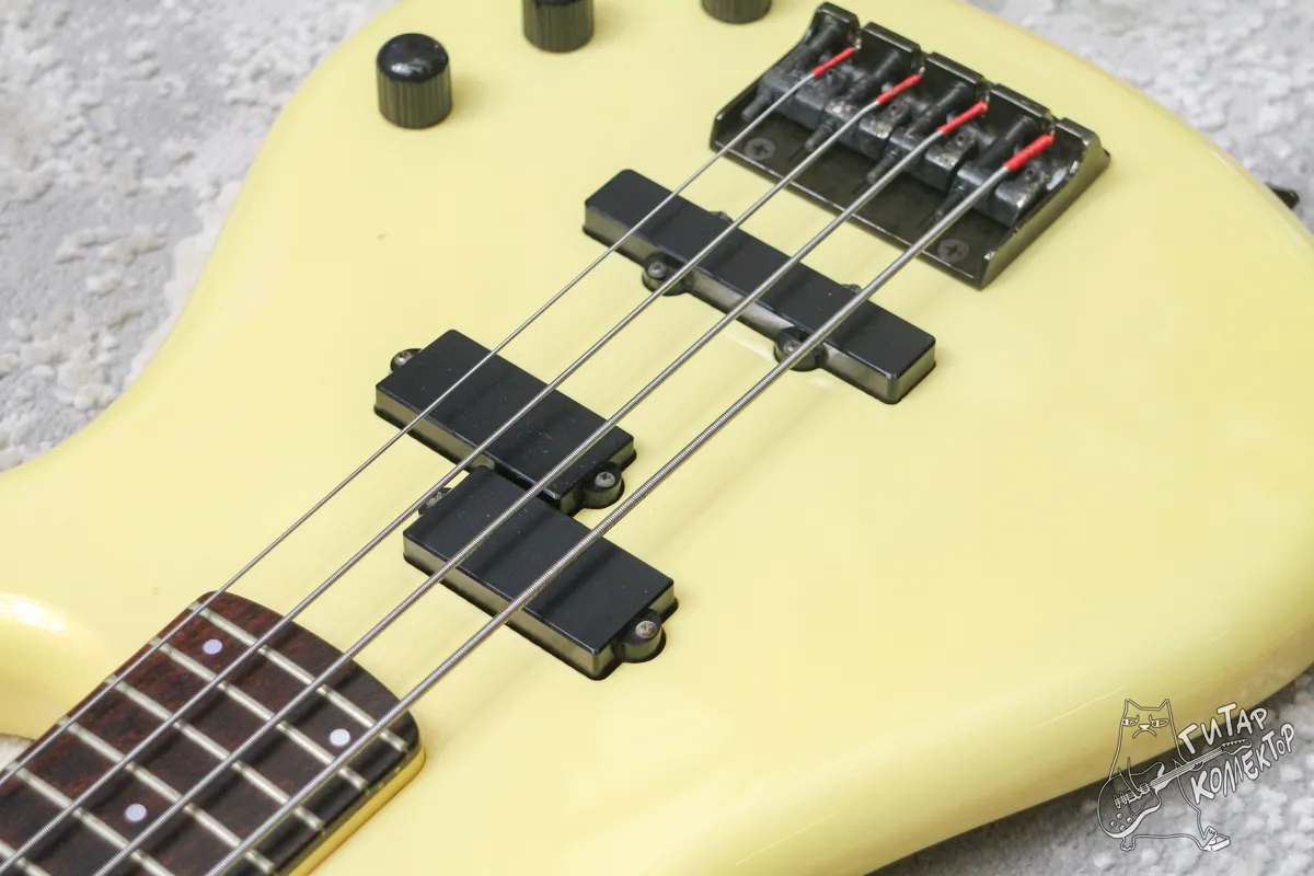 Ibanez RB-830 Roadstar II Bass Crystal Pearl