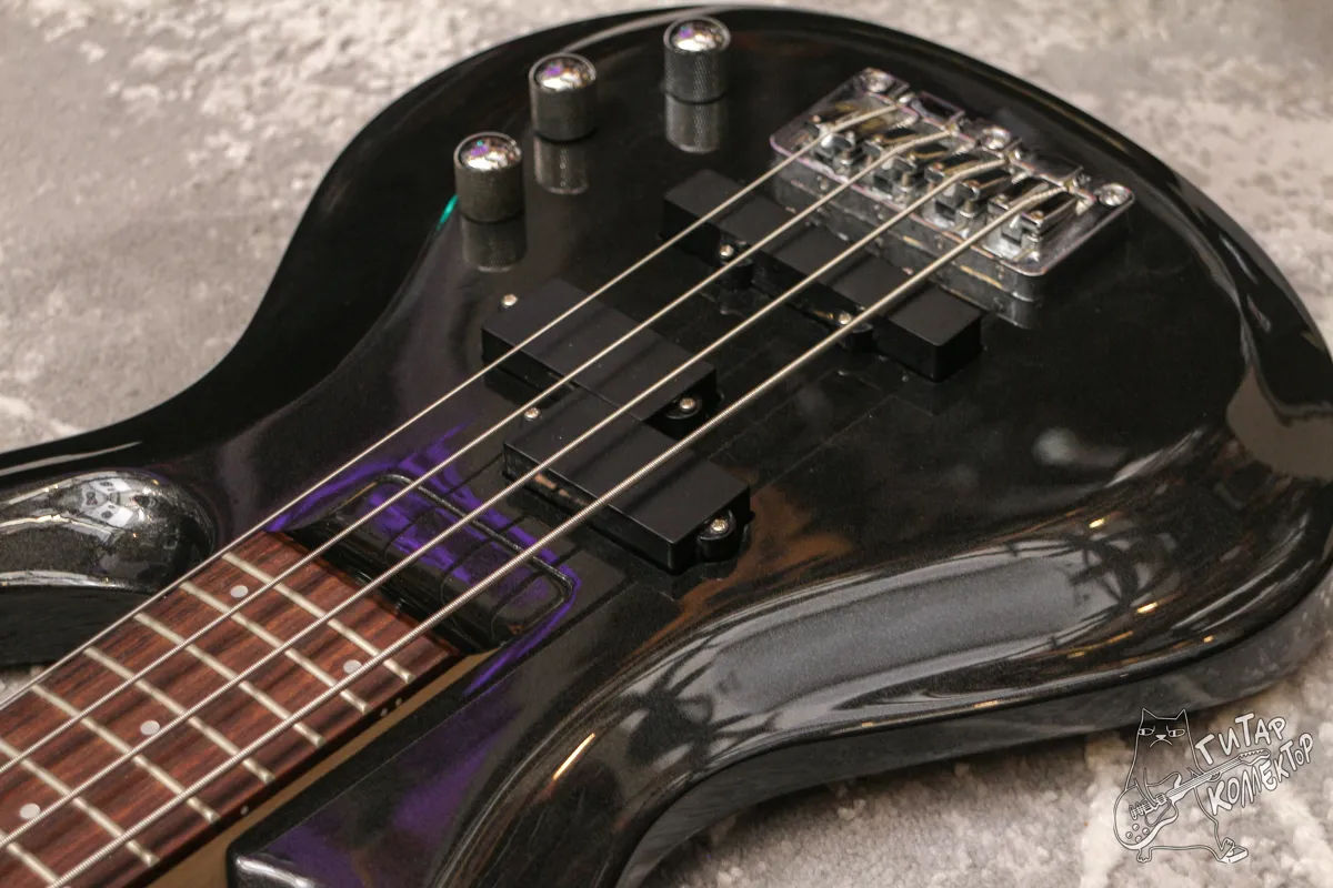 Aria Pro II IGB STD Black Metallic Bass