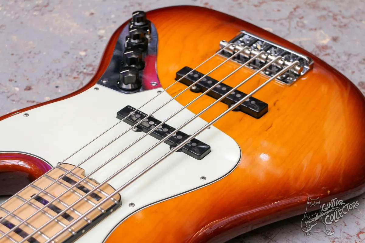 Fender American Elite Jazz Bass V Ash