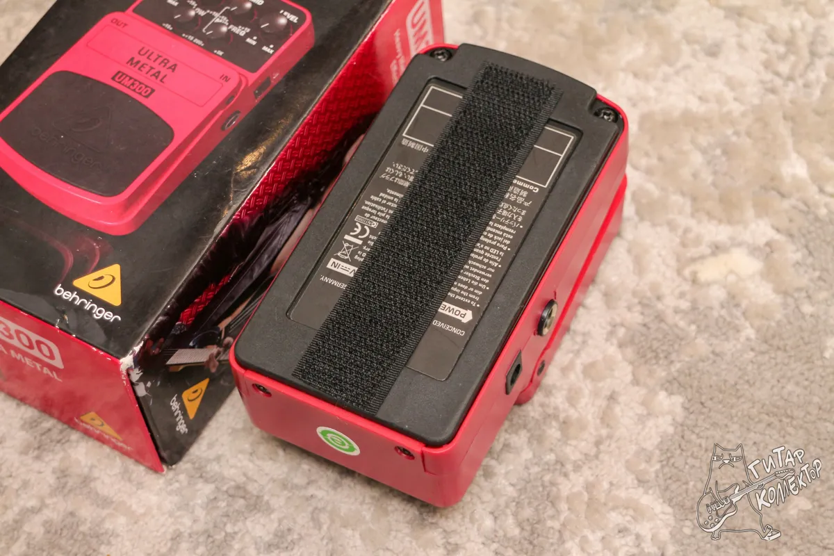 Behringer UM 300 Ultra Metal