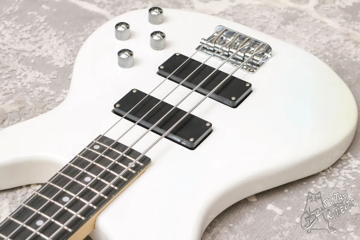 ADL Bass 4 White