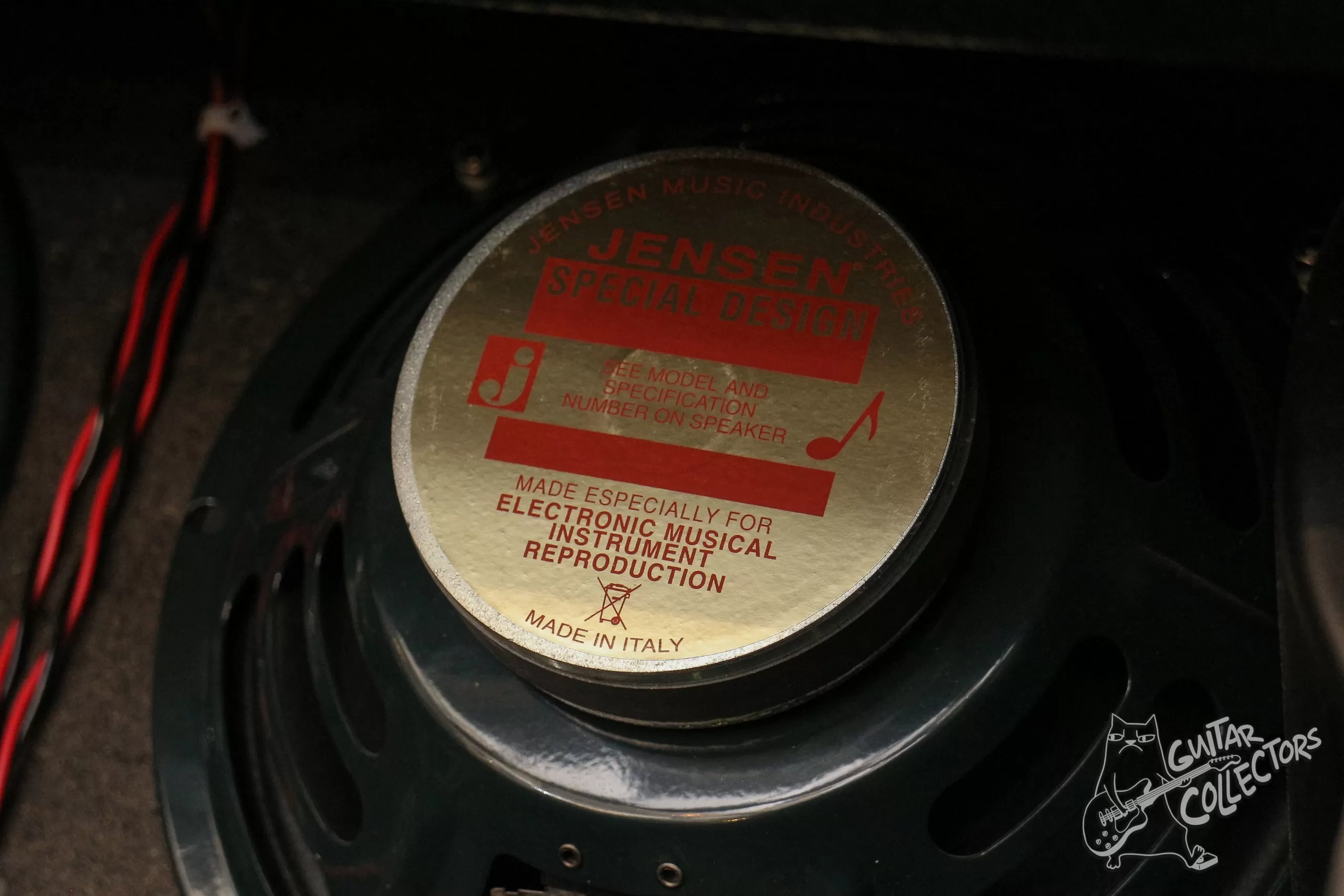 Yerasov G 410 J Гитарный кабинет Jensen C10Q