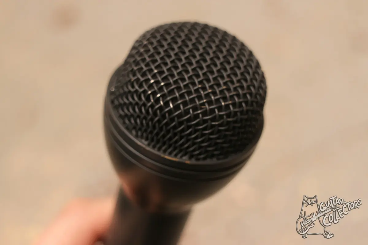 AKG D 230 Omnidirectional Reporter Microphone Austria