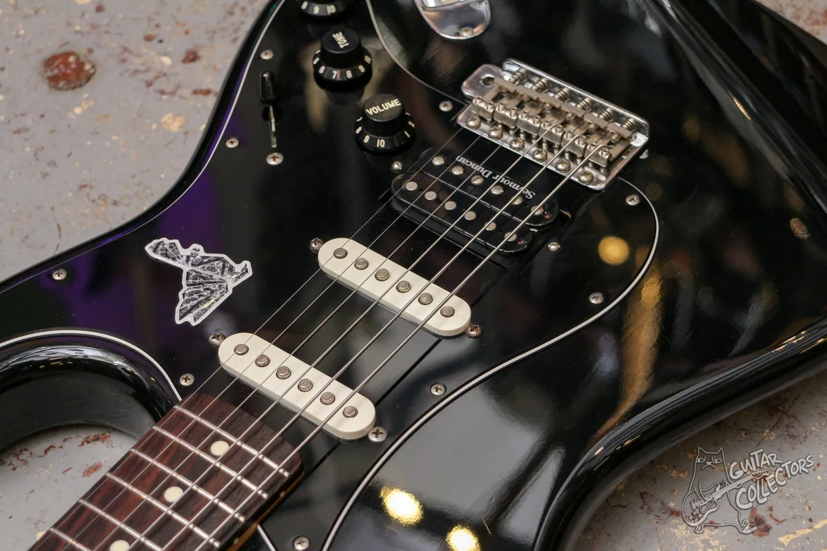 Fender ST-STD Stratocaster Standard