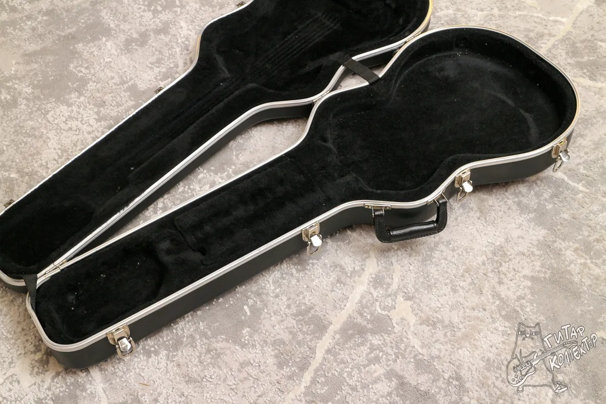 Кейс SKB Пластиковый под Les Paul