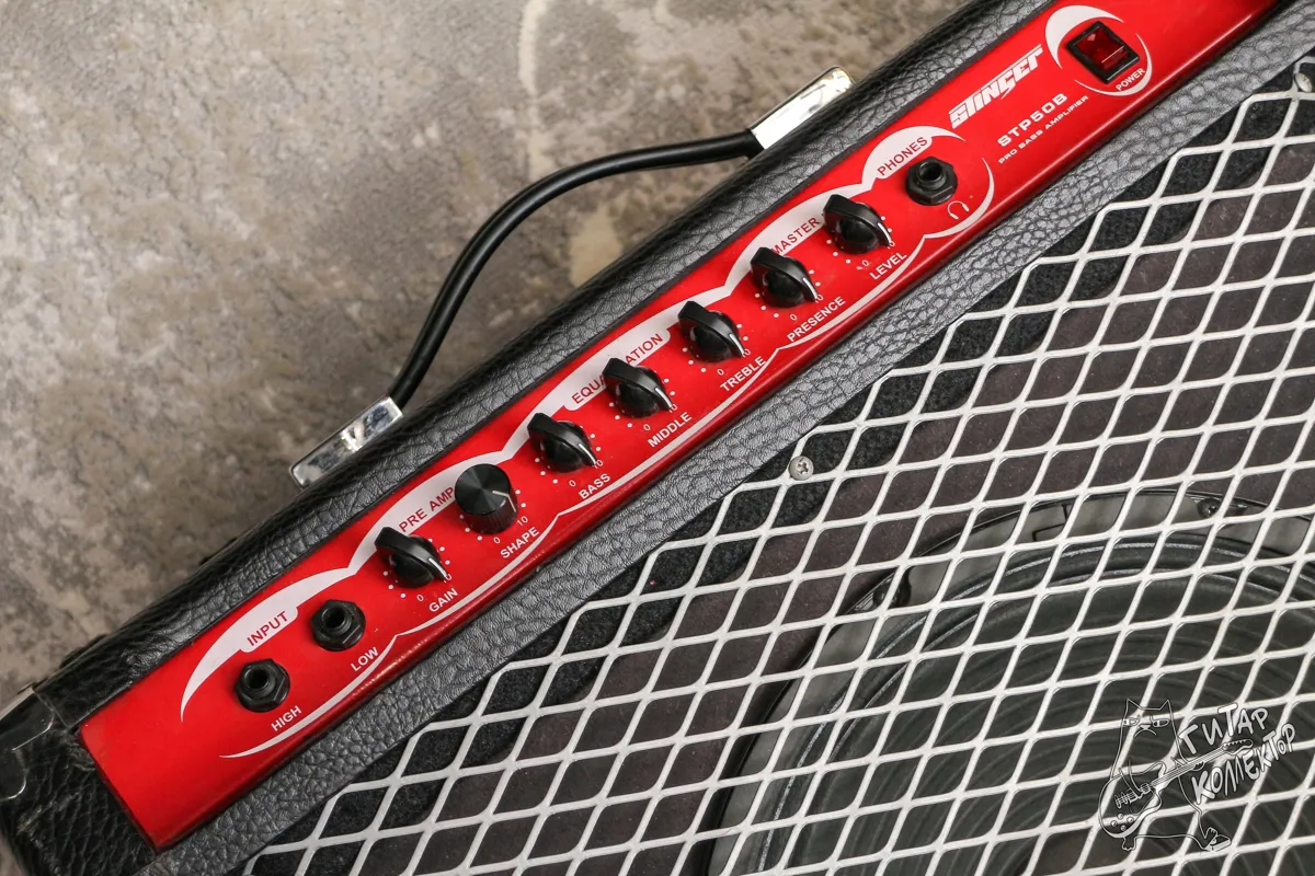 Stinger STP 50 B Bass Guitar Combo