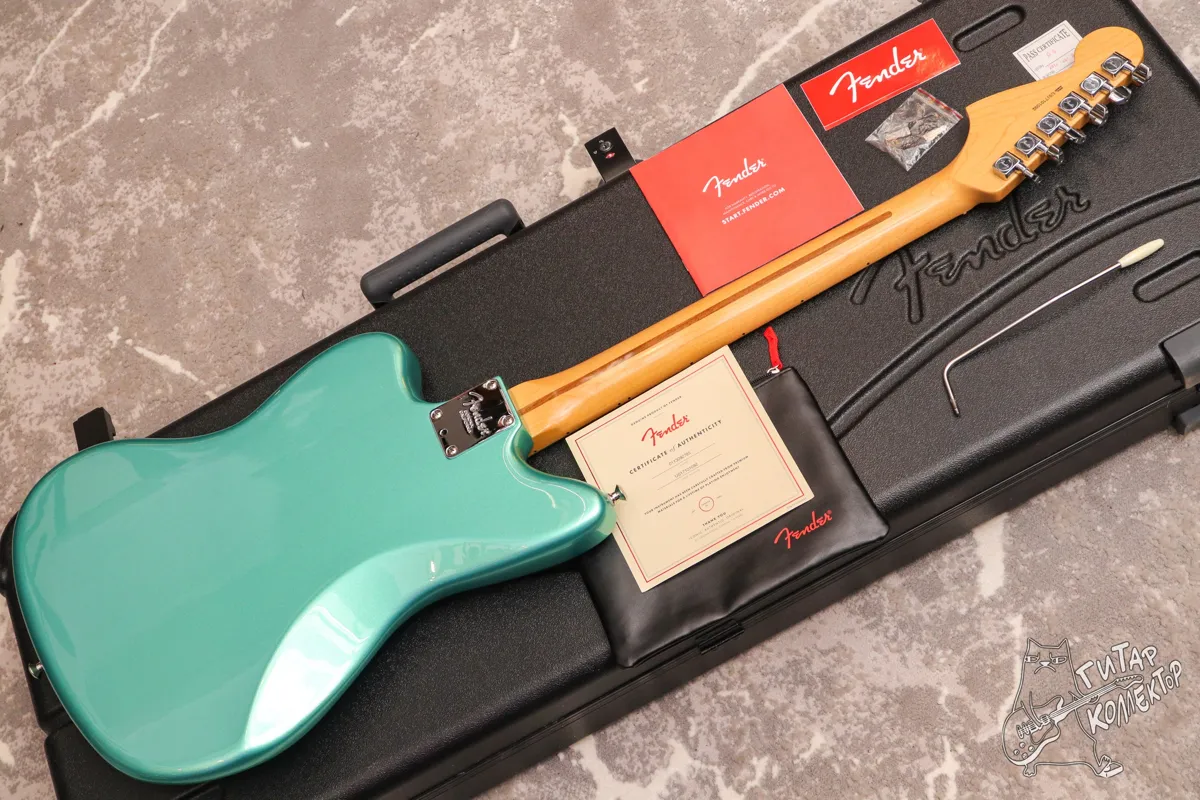 Fender American Professional Jazzmaster Mystic Seafoam