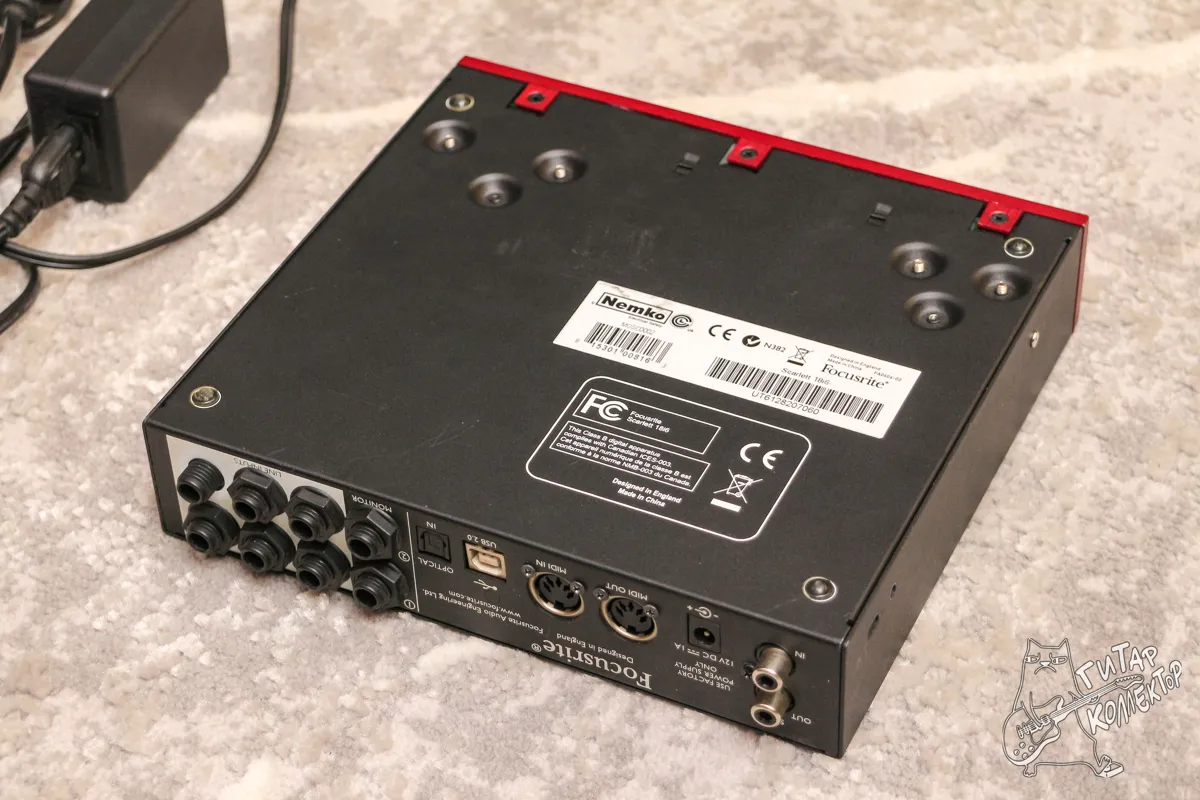 Focusrite Scarlett 18i6 USB Аудиоинтерфейс