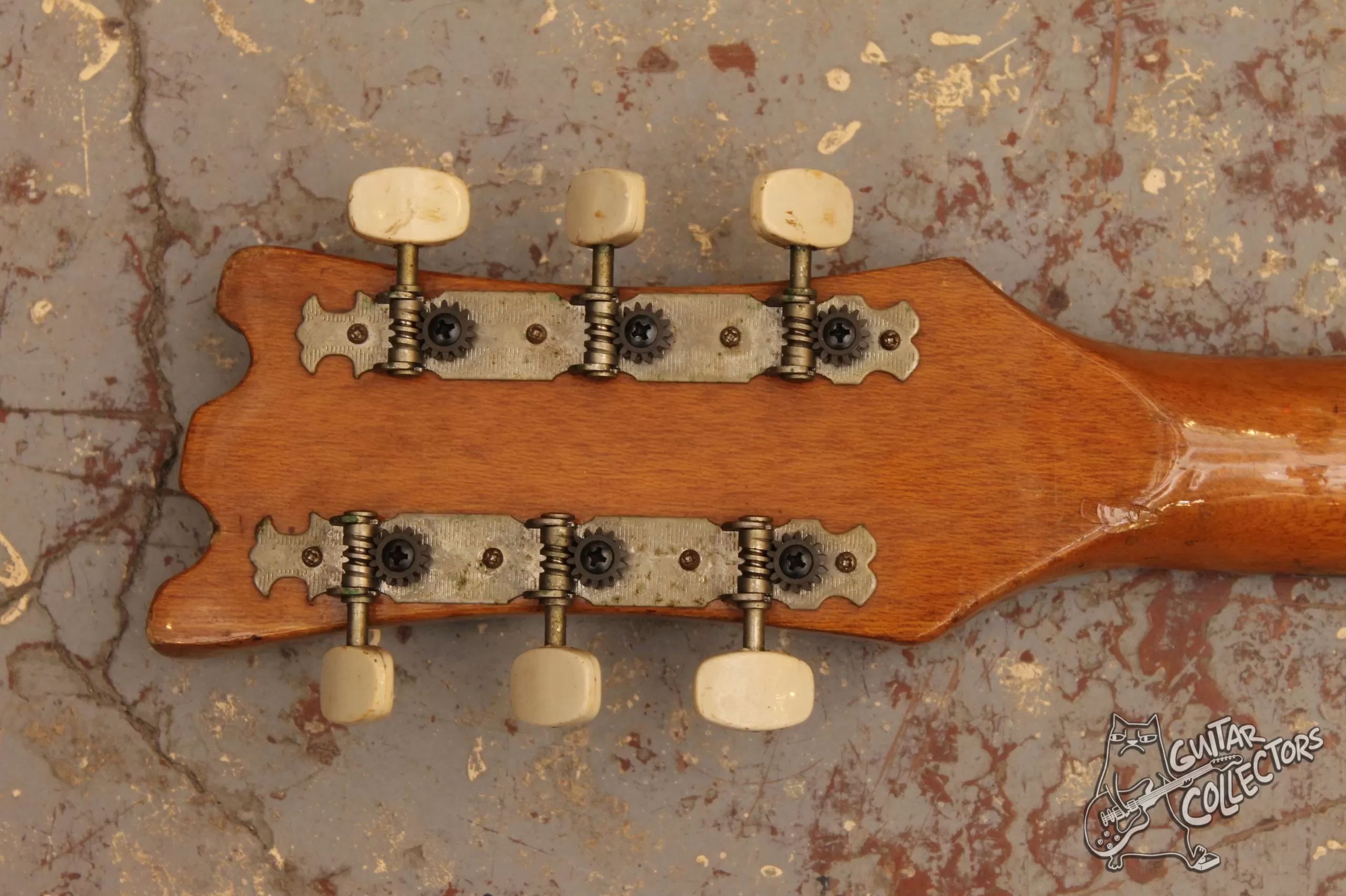 Aria Diamond 1702T Univox Hi-Flier