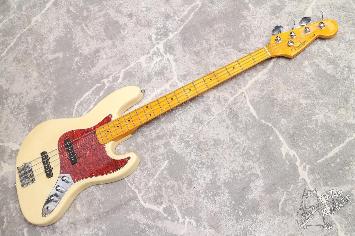 Fender Jazz Bass White Copy