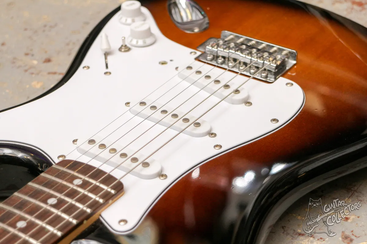 Squier Affinity Stratocaster Brown Sunburst