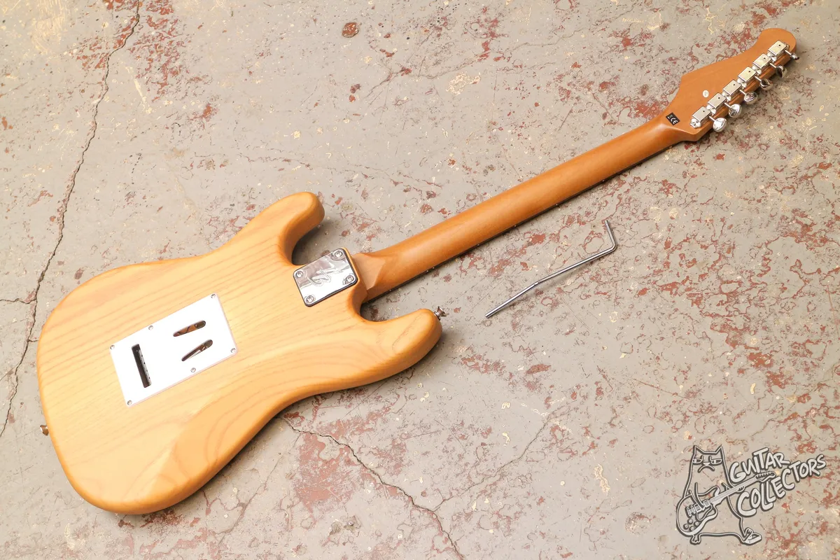 Harley Benton Stratocaster ST-90SA Swamp Ash DLX Series