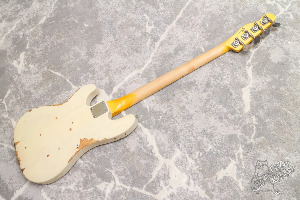 Nash PB-52 Precision Bass Мary Кay White