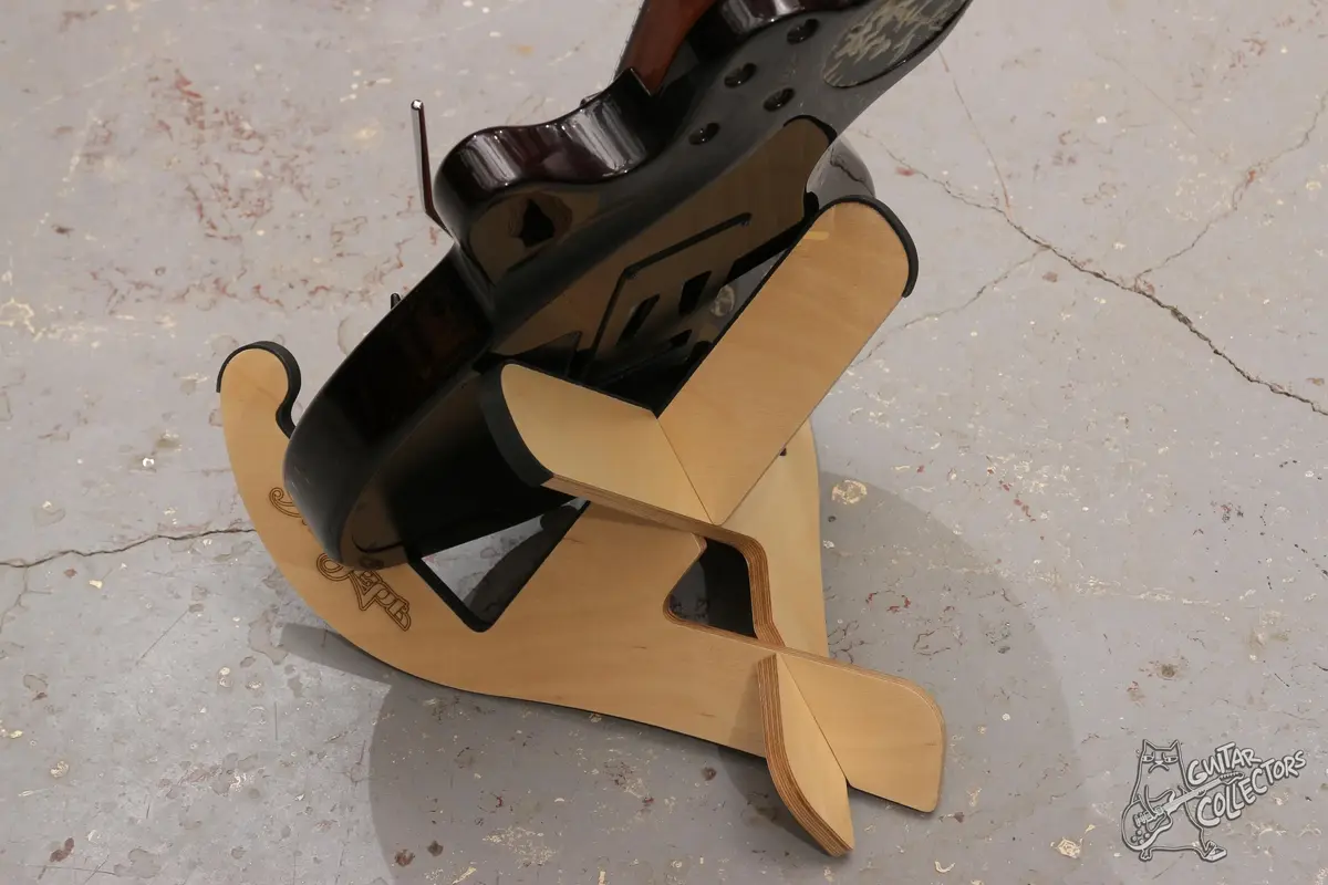 Подставка для гитары, Мозеръ