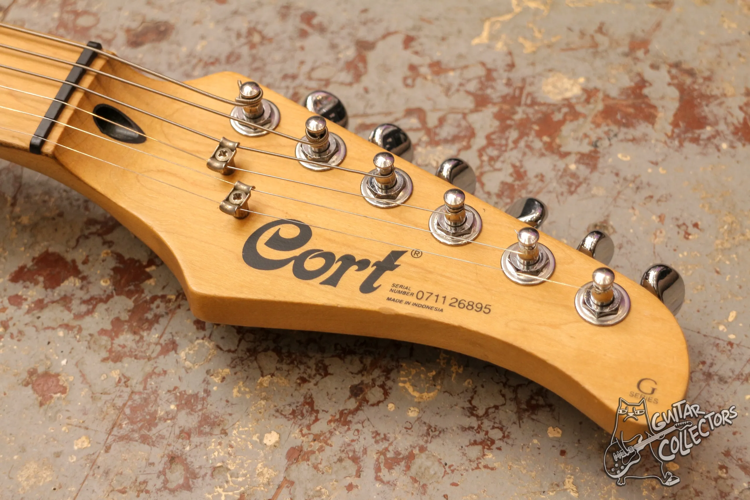 Cort G-200