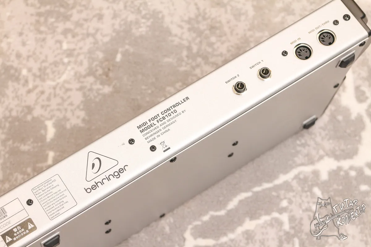 Behringer FCB 1010 MIDI Foot Controller