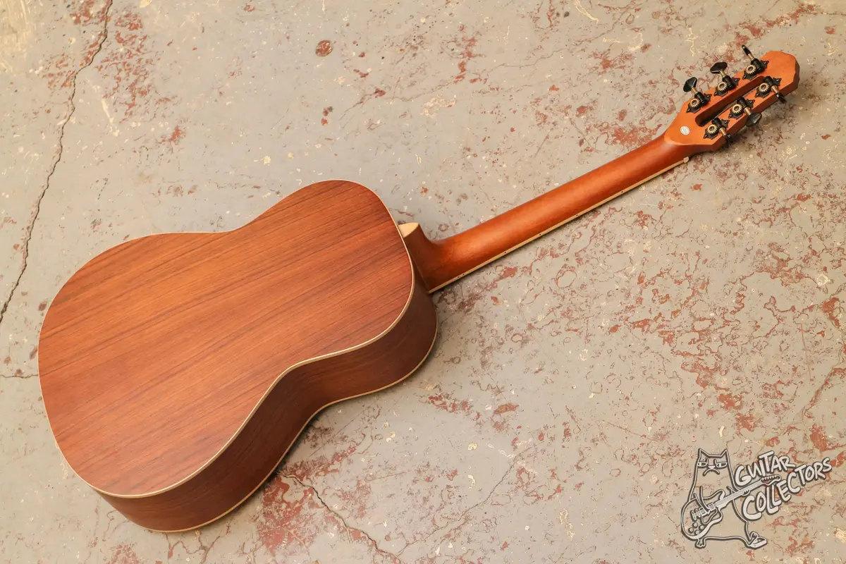 Ramis RA-362 Acoustic Guitar