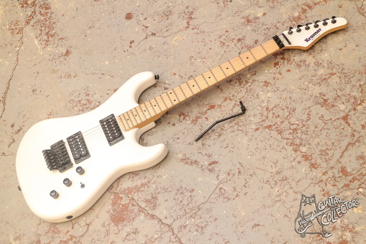 Kramer Guitars Pacer Classic Pearl white