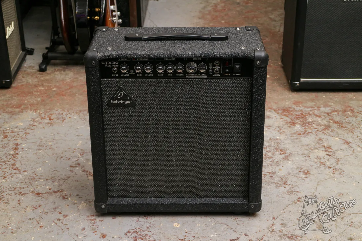 Behringer GTX 30 Guitar Combo