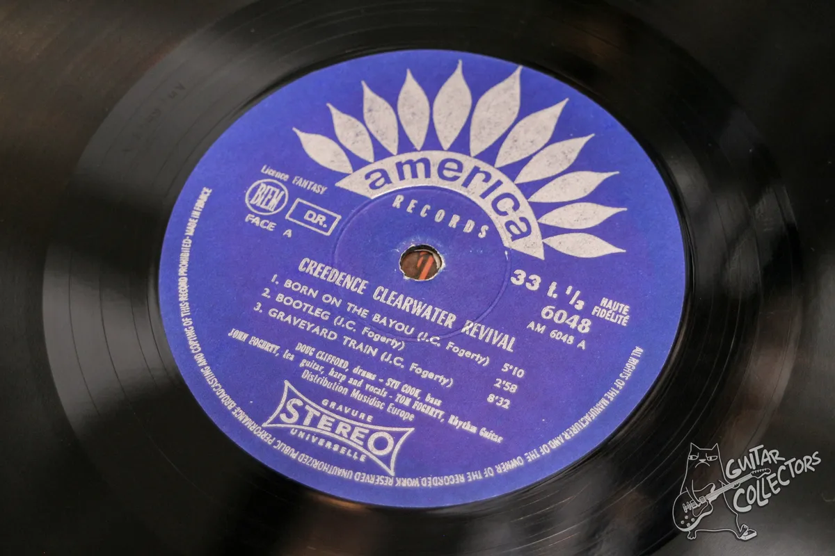 Creedence Clearwater Revival – Proud Mary / Bayou Country LP France 1969 NM/NM